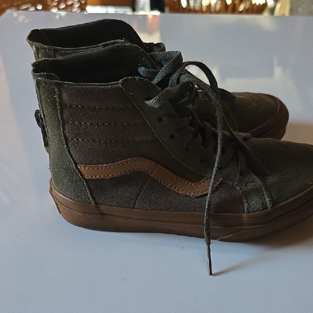 Vans Kids Sneakers in Olive and Brown